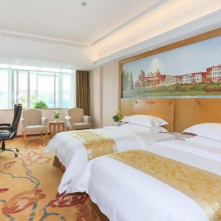Vienna Hotel Hangzhou Xiaoshan Airport Kanshan Bagian luar foto